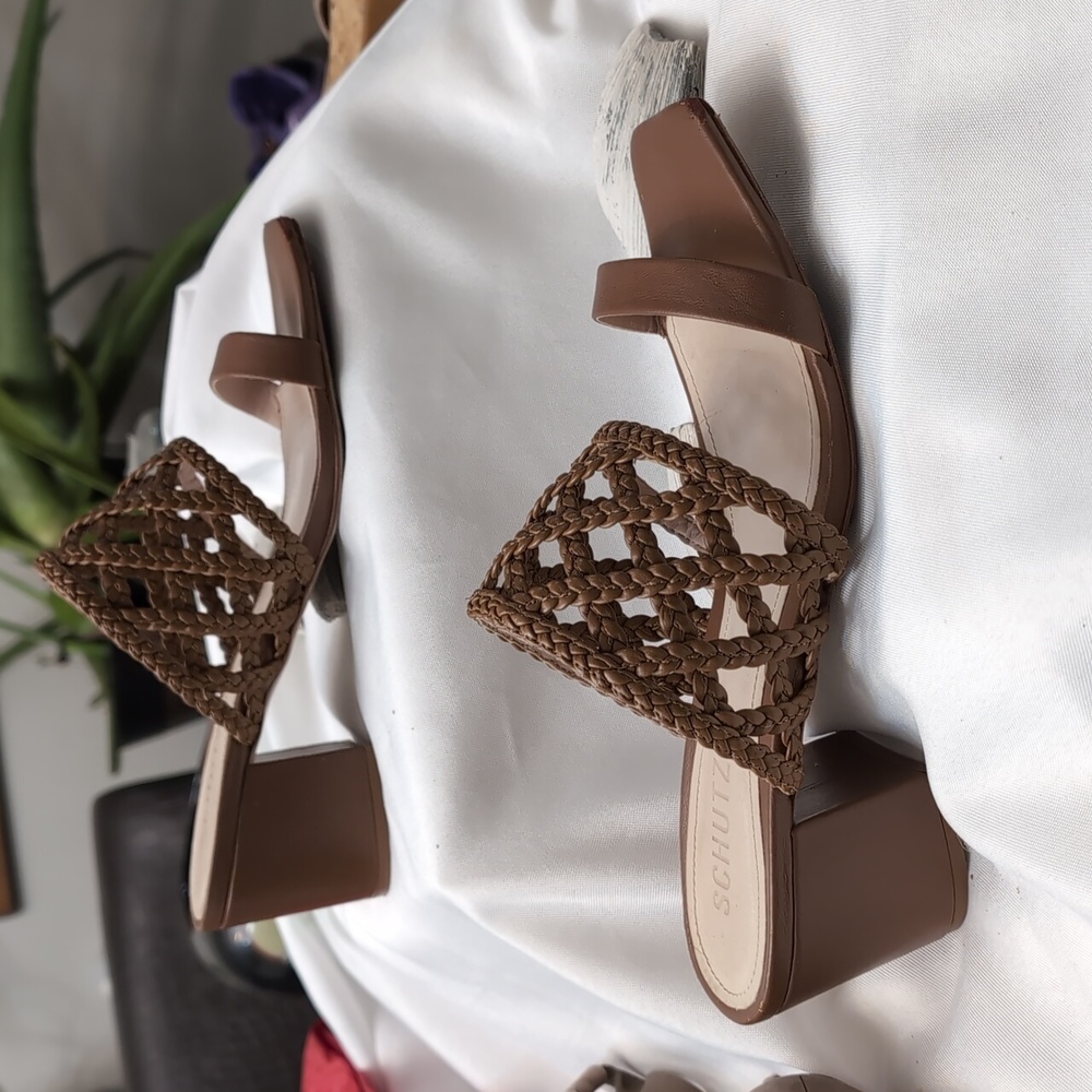 Schultz Block Heel - image 7